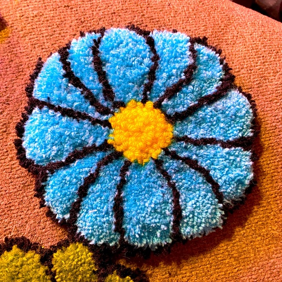Blue Flower Rug - Picture 1 of 1
